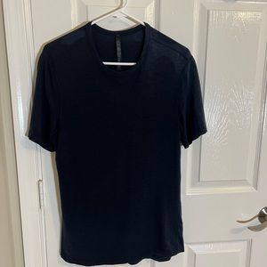 LULULEMON THE FUNDAMENTAL T-DARK BLUE